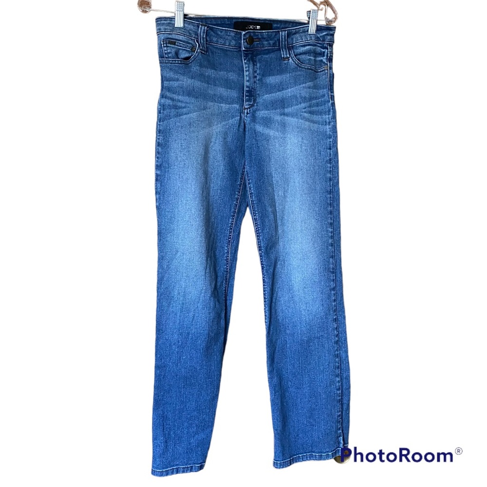 Joe's Jeans Sz. 18 Medium Wash Bootcut Button Zipper 5 pockets Blue Jeans Casual